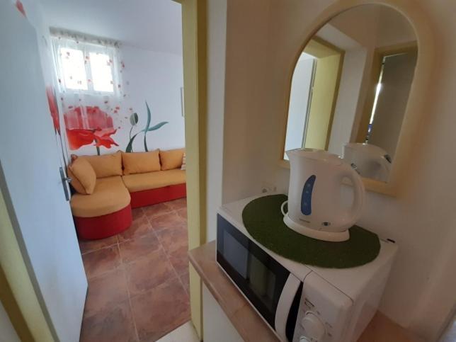Family Apartment Garden And Sea Petrovac Bagian luar foto
