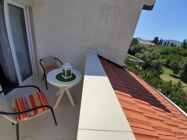 Family Apartment Garden And Sea Petrovac Bagian luar foto